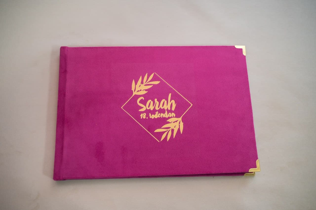 Magic Book Studio | Premium Photobook 📖✨ 3