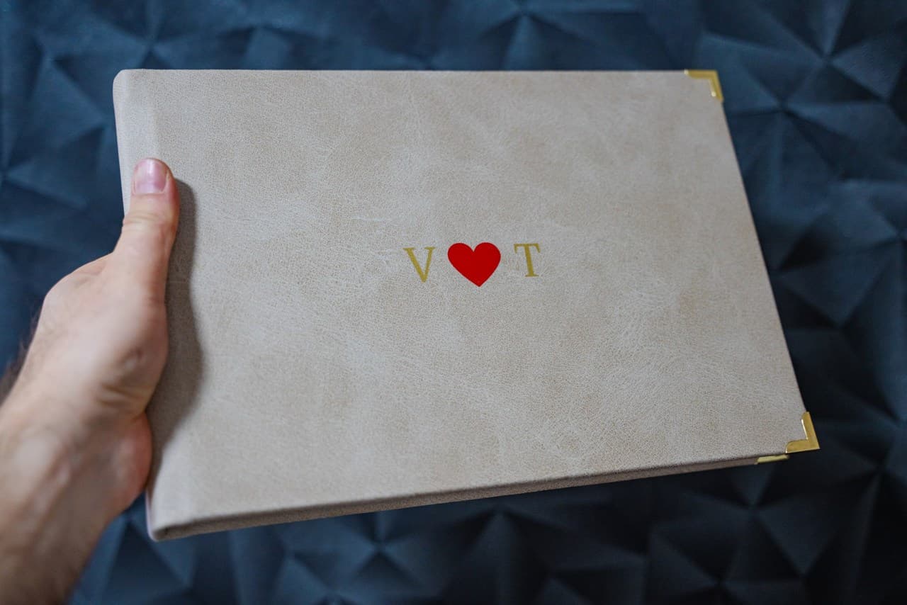 Magic Book Studio | Premium Photobook 📖✨ 1