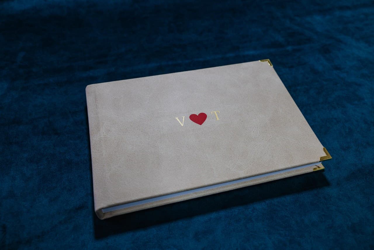 Magic Book Studio | Premium Photobook 📖✨ 15