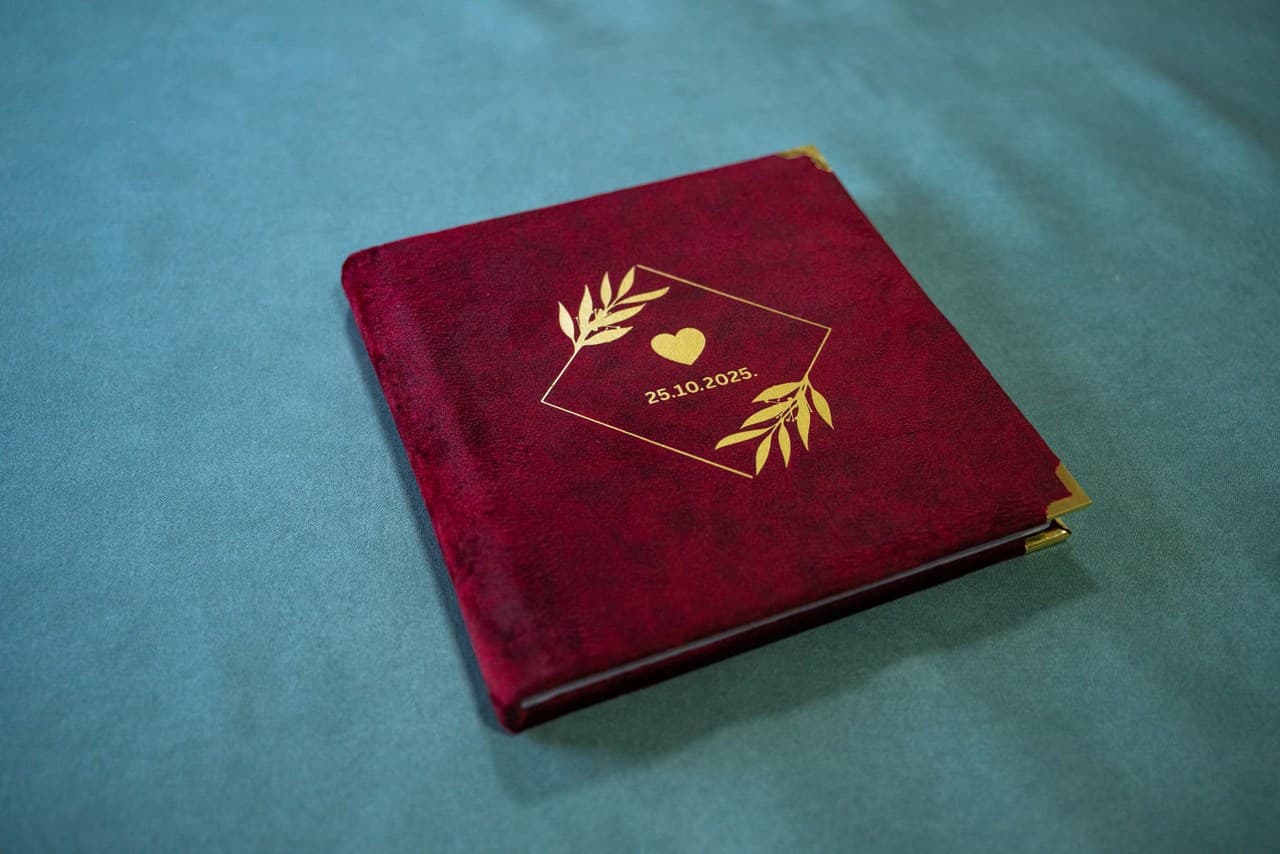 Magic Book Studio | Premium Photobook 📖✨ 22