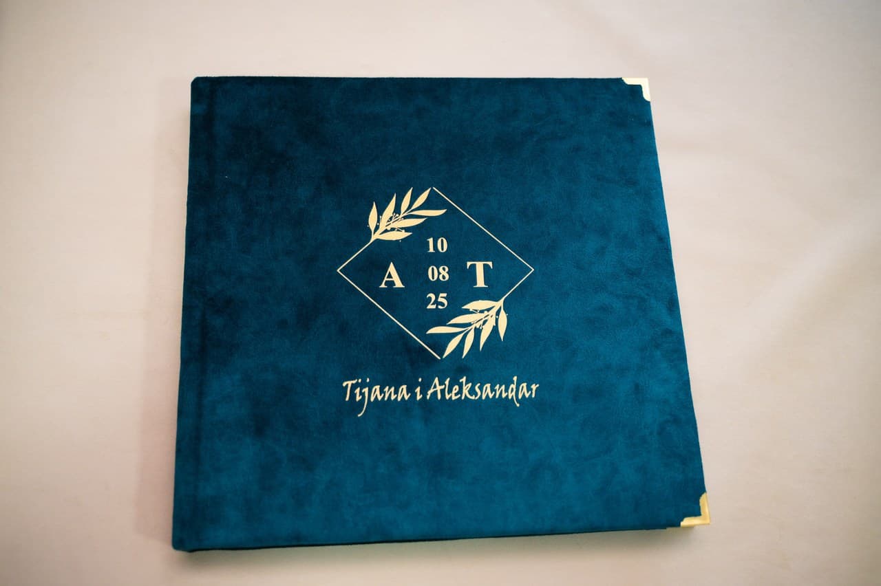 Magic Book Studio | Premium Photobook 📖✨ 26