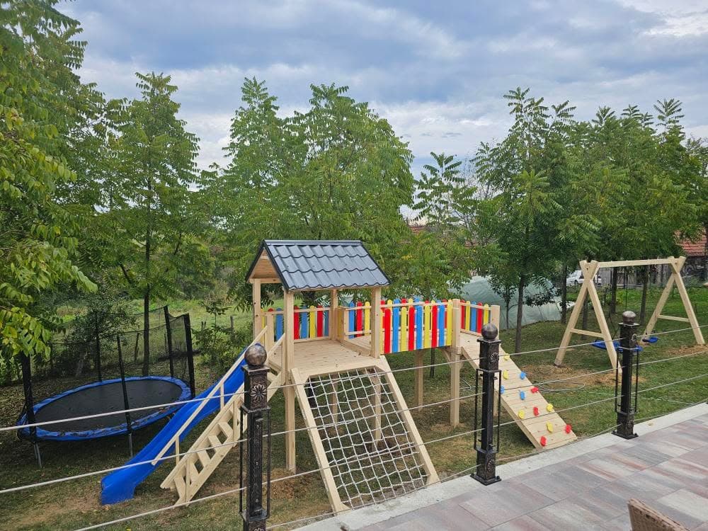 Charda GuestHouse 10