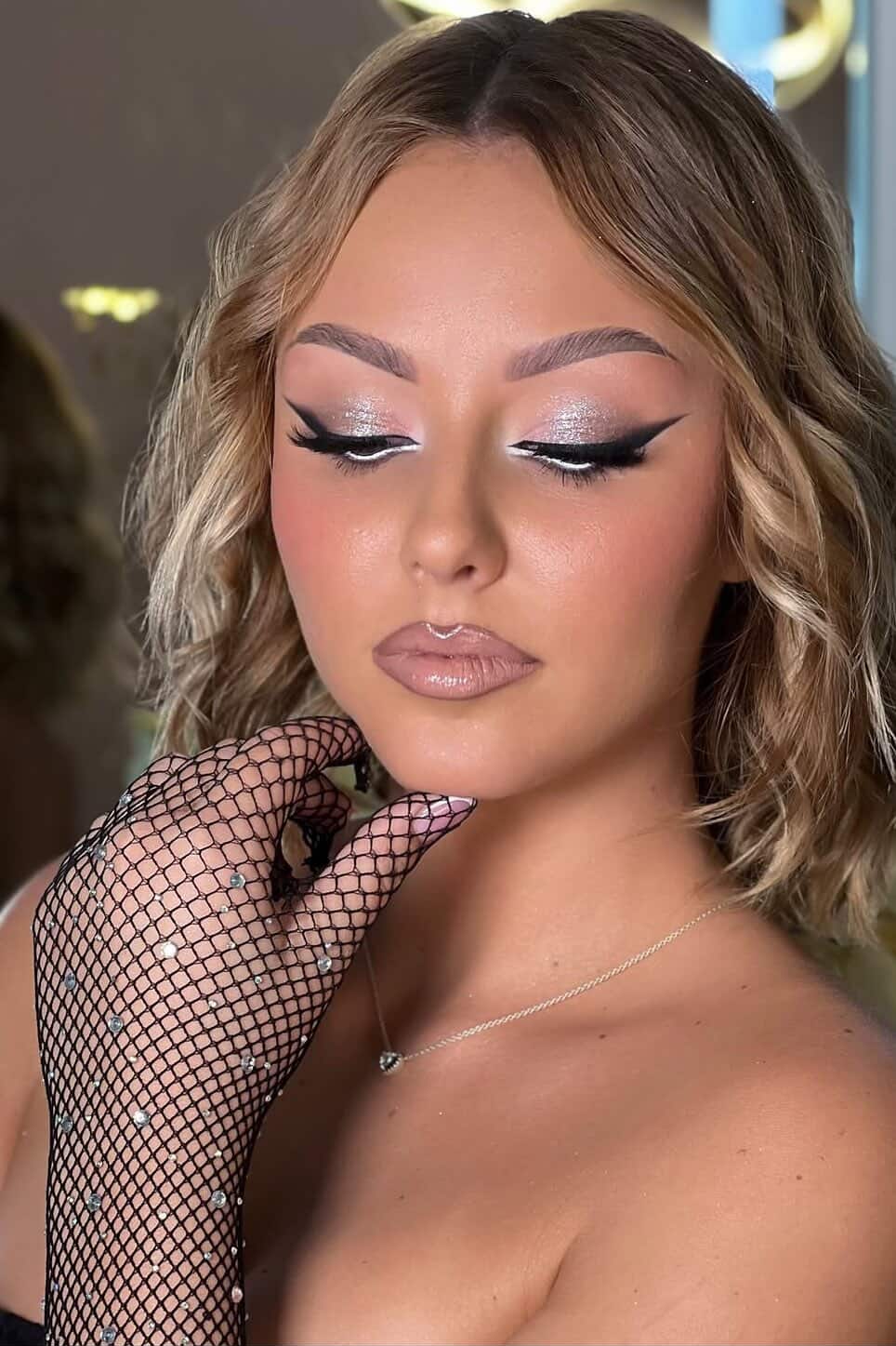 Shiny Beauty -MakeUpArtist fotografija 2