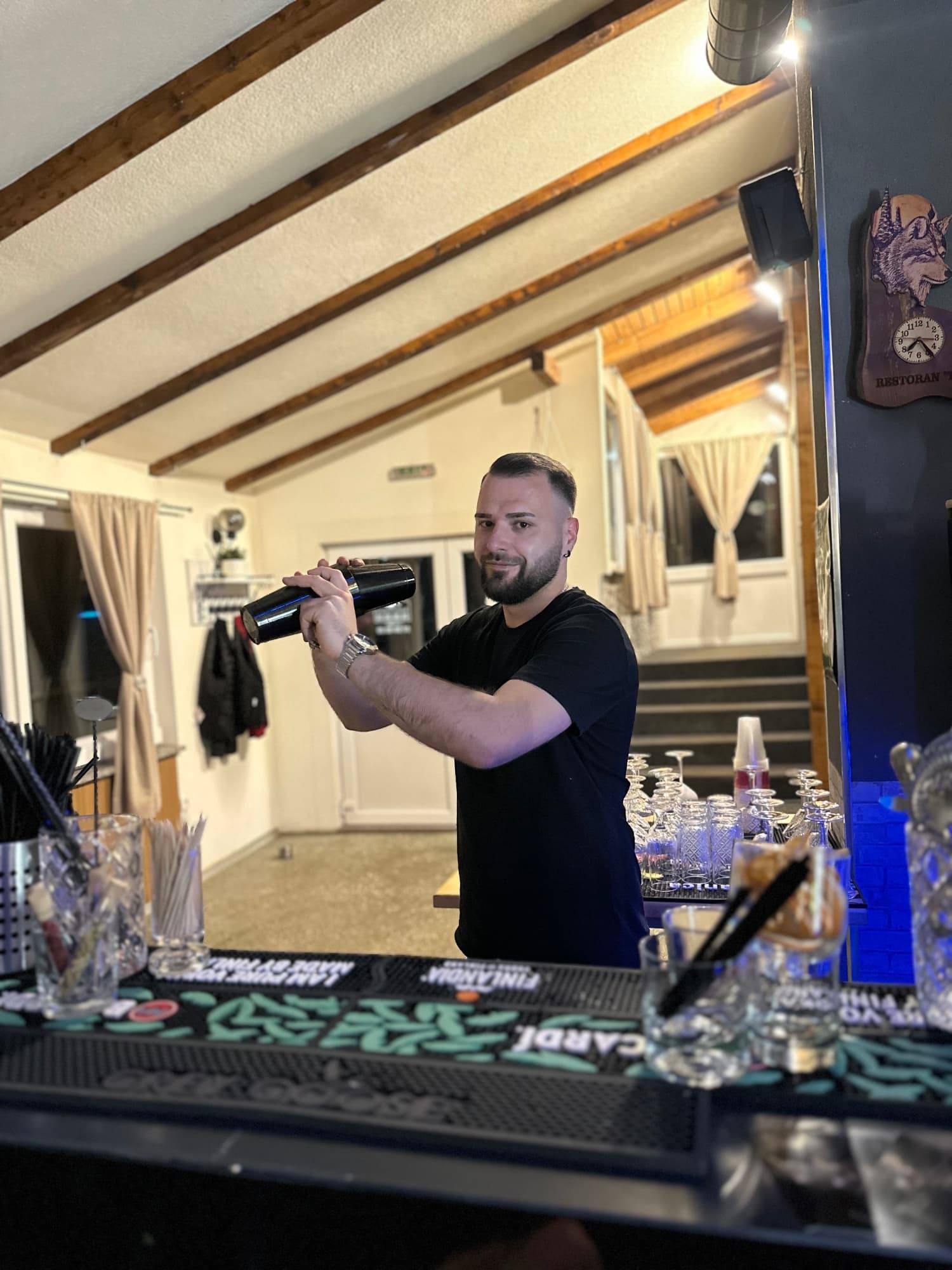 Mobilni koktel šank 19