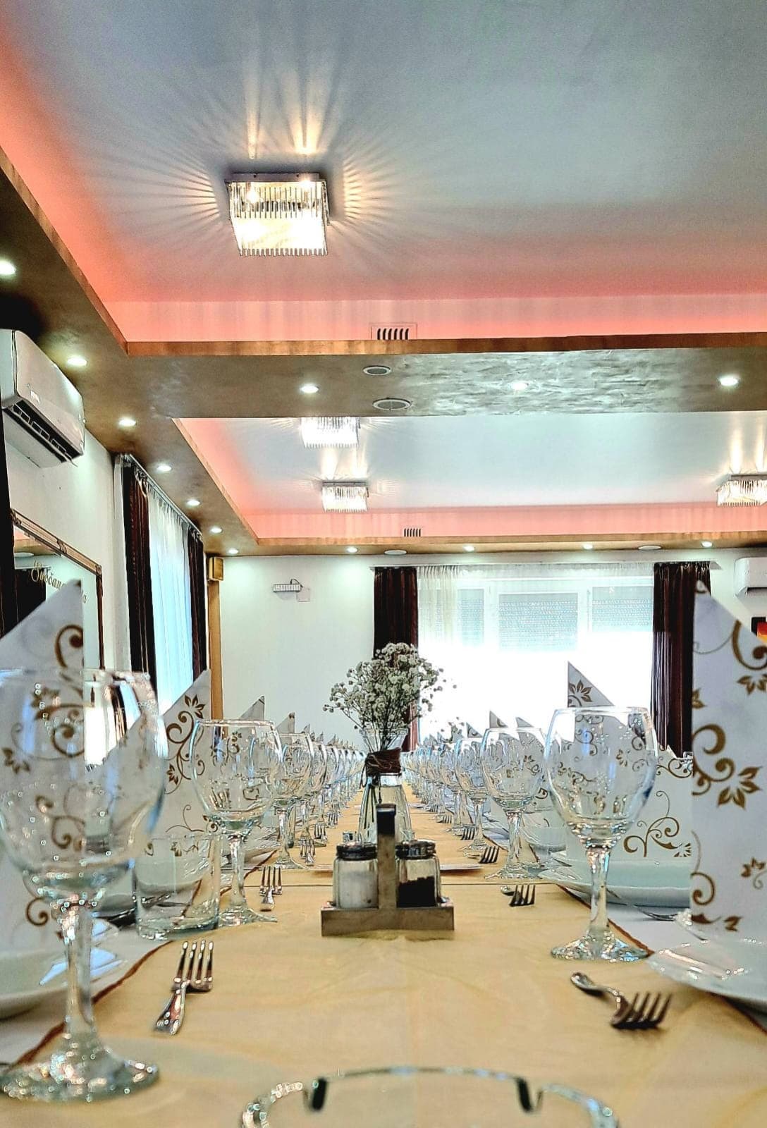 Svečana sala Mijat 17