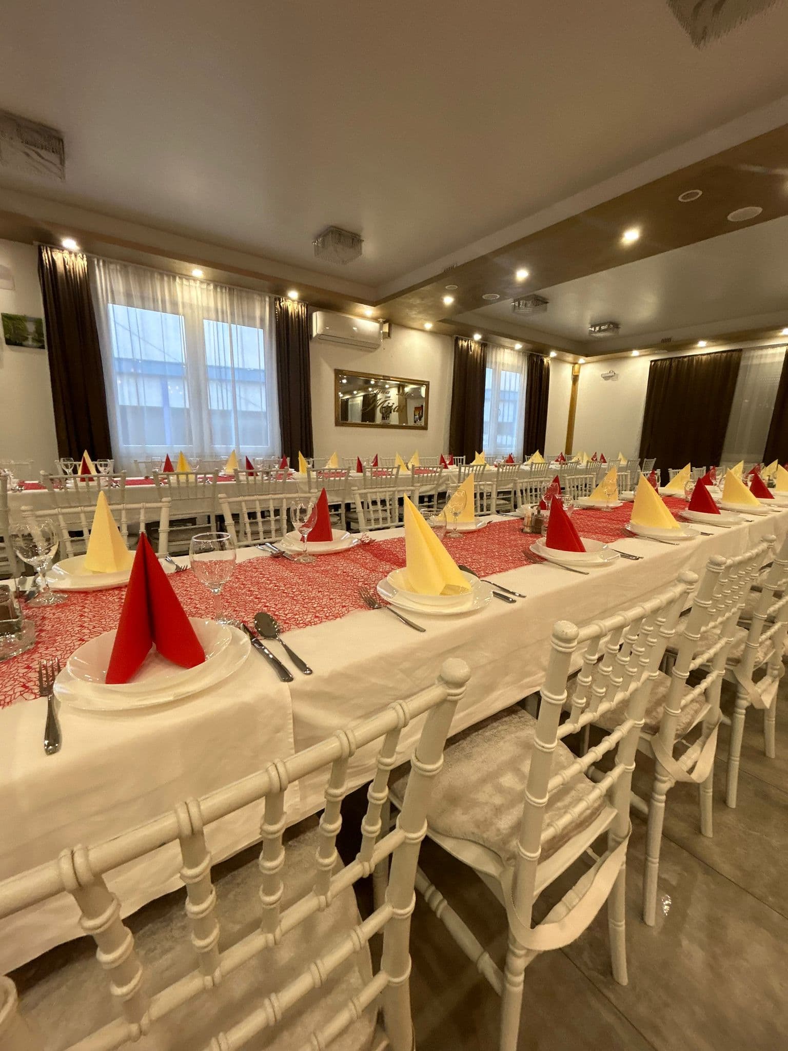 Svečana sala Mijat 12