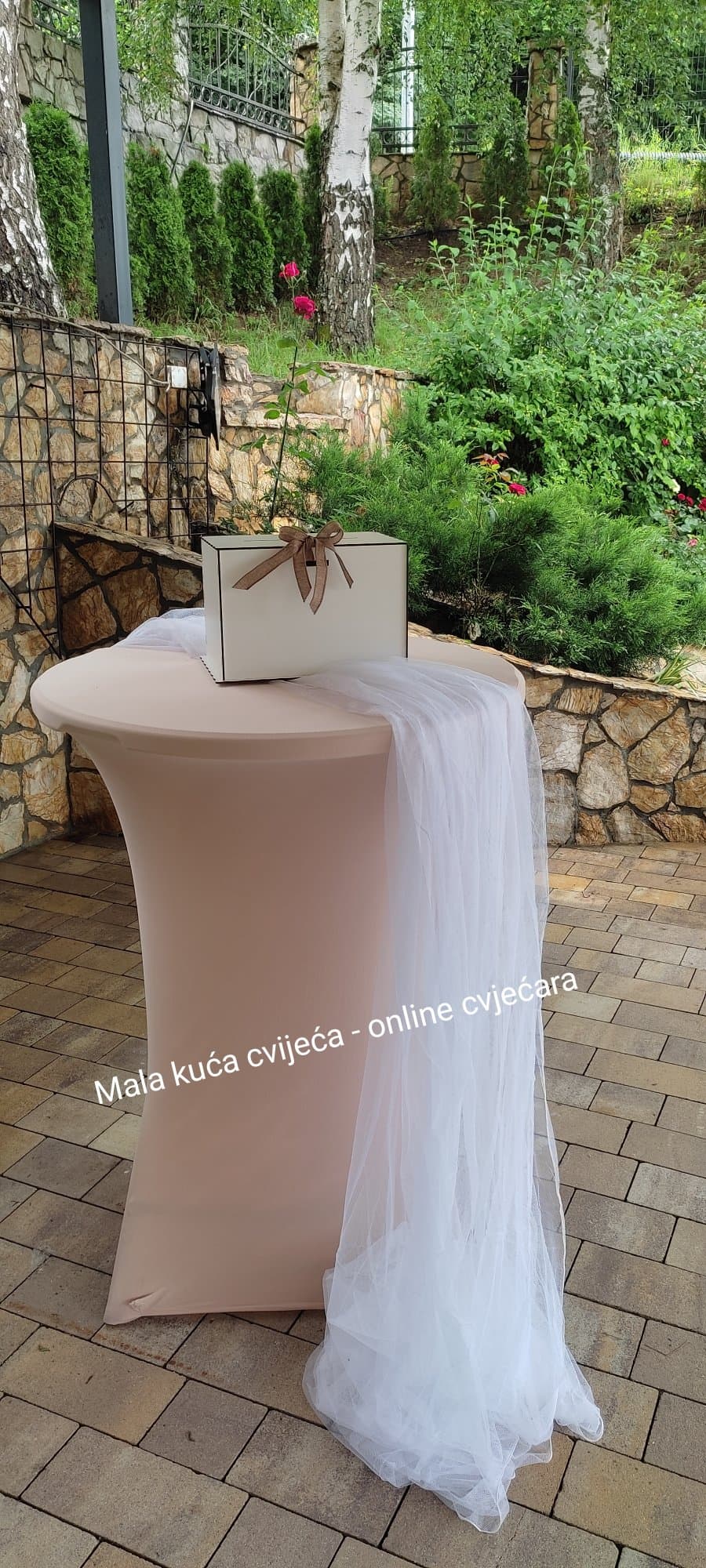 Mala kuća cvijeća 33