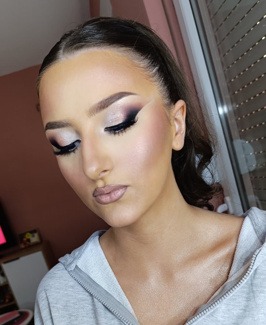 Profesionalno šminkanje i svečane frizure Željana Savić 8