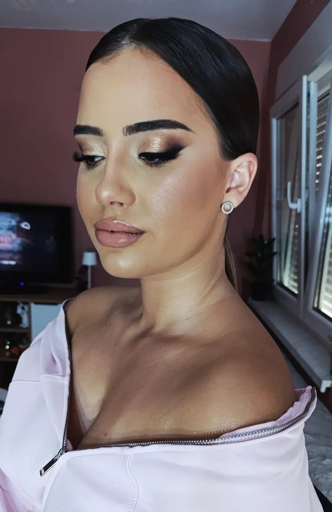 Profesionalno šminkanje i svečane frizure Željana Savić 9