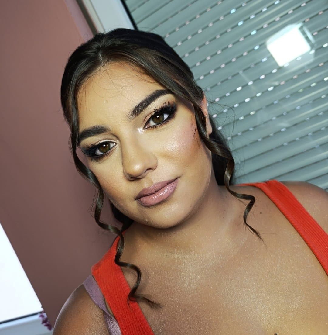 Profesionalno šminkanje i svečane frizure Željana Savić 21