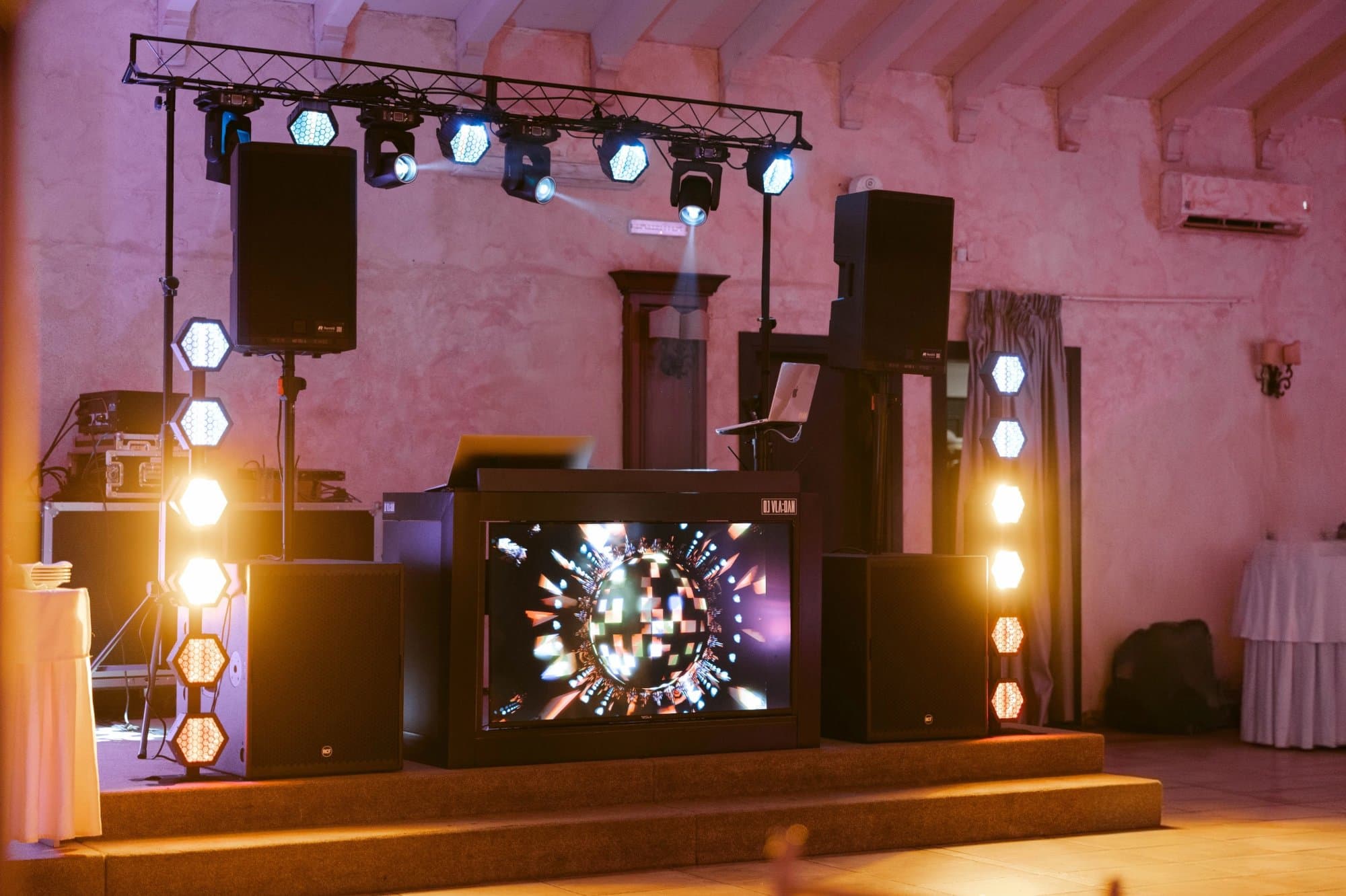 DJ - Ozvučenje / Rasvjeta 13