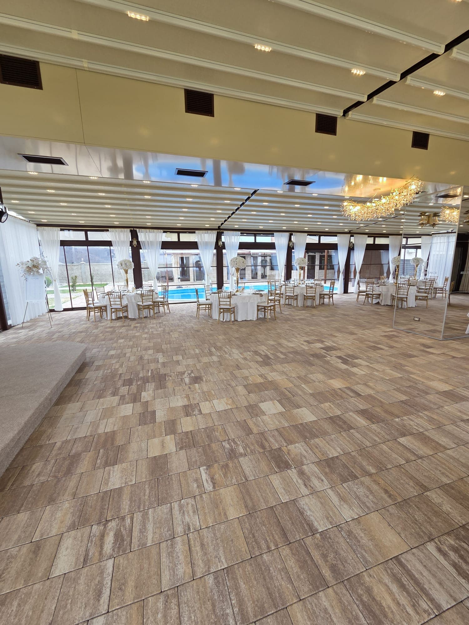 Hill Residence 20